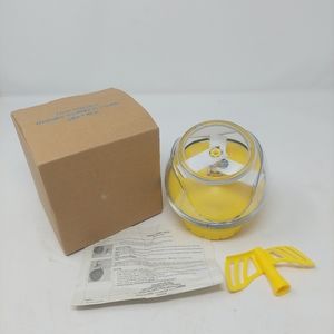 Avon Twist And Dice Kitchen Dicing And Whisk Dicer Chopper Vegetable Slicer